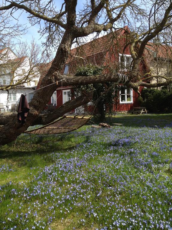 Mullbaersgardens Bed And Breakfast Visby Exterior foto